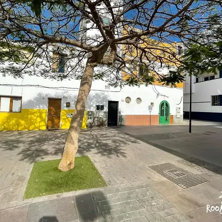Tierra Wifi Free Private Bathroom , Town