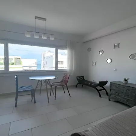Apartment Tierra Wifi Free Private Bathroom , Town *